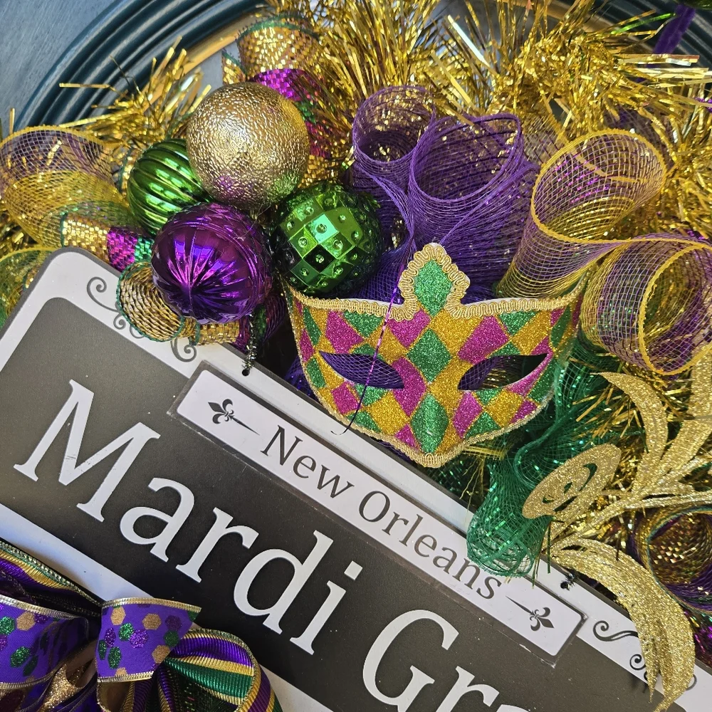 Mardi Gras Wreath & Garland Combo